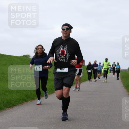 04.05.2025 - 8. Wedeler Halbmarathon Yannick Fuchs http://msf.ph/oto/7840305 04.05.2025 11:26:57 Laufen 913, 69 meine-sportfotos.de