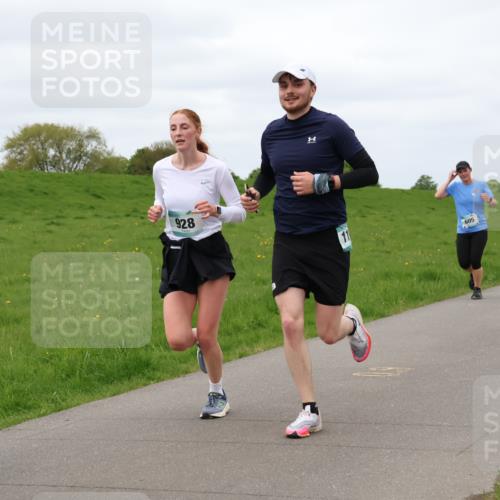 04.05.2025 - 8. Wedeler Halbmarathon Lena Gebhardt http://msf.ph/oto/7840328 04.05.2025 11:47:53 Laufen 928, 605 meine-sportfotos.de