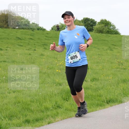 04.05.2025 - 8. Wedeler Halbmarathon Lena Gebhardt http://msf.ph/oto/7840340 04.05.2025 11:47:55 Laufen 605 meine-sportfotos.de