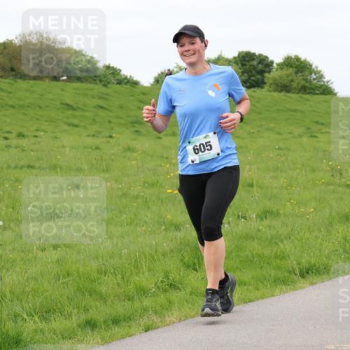 04.05.2025 - 8. Wedeler Halbmarathon Lena Gebhardt http://msf.ph/oto/7840343 04.05.2025 11:47:55 Laufen 605 meine-sportfotos.de