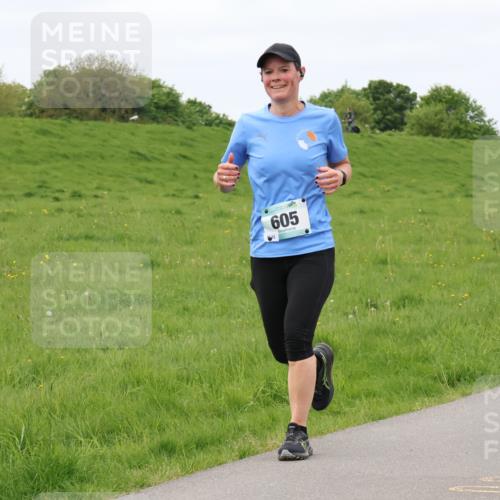 04.05.2025 - 8. Wedeler Halbmarathon Lena Gebhardt http://msf.ph/oto/7840350 04.05.2025 11:47:55 Laufen 605 meine-sportfotos.de