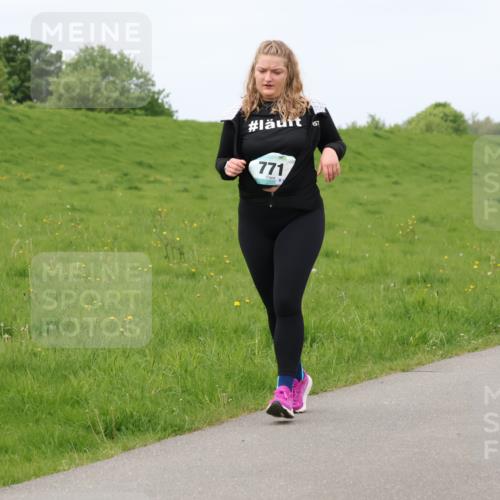 04.05.2025 - 8. Wedeler Halbmarathon Lena Gebhardt http://msf.ph/oto/7840353 04.05.2025 11:47:56 Laufen 771 meine-sportfotos.de