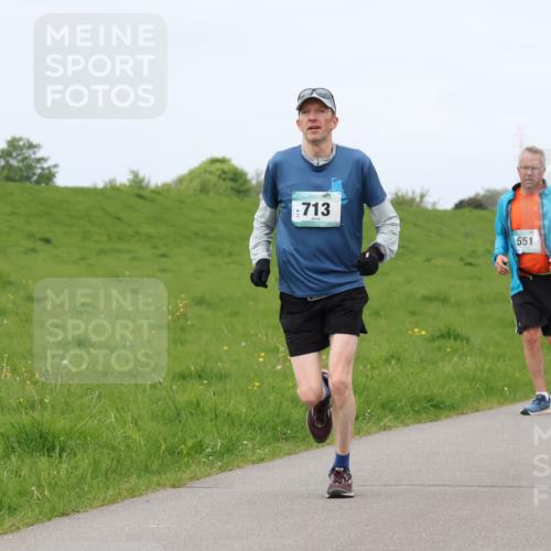 04.05.2025 - 8. Wedeler Halbmarathon Lena Gebhardt http://msf.ph/oto/7840394 04.05.2025 11:48:15 Laufen 713, 551 meine-sportfotos.de