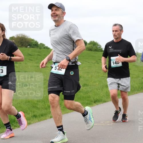04.05.2025 - 8. Wedeler Halbmarathon Lena Gebhardt http://msf.ph/oto/7840474 04.05.2025 11:48:41 Laufen 573, 572, 146, 530 meine-sportfotos.de