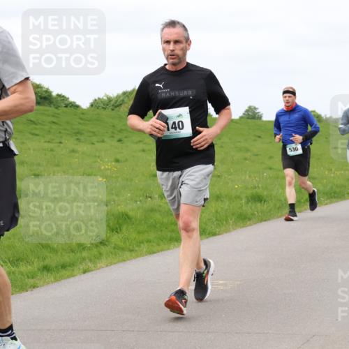04.05.2025 - 8. Wedeler Halbmarathon Lena Gebhardt http://msf.ph/oto/7840478 04.05.2025 11:48:41 Laufen 572, 140, 530 meine-sportfotos.de
