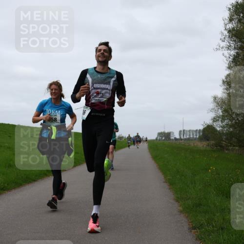 04.05.2025 - 8. Wedeler Halbmarathon Yannick Fuchs http://msf.ph/oto/7840488 04.05.2025 11:27:08 Laufen 10, 58, 36 meine-sportfotos.de