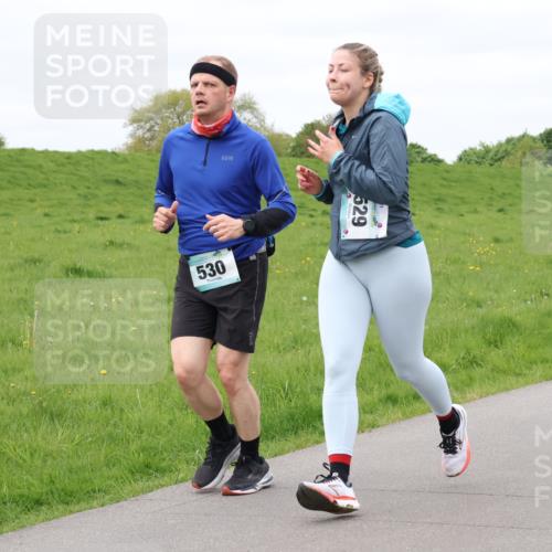 04.05.2025 - 8. Wedeler Halbmarathon Lena Gebhardt http://msf.ph/oto/7840497 04.05.2025 11:48:44 Laufen 330, 530, 529 meine-sportfotos.de