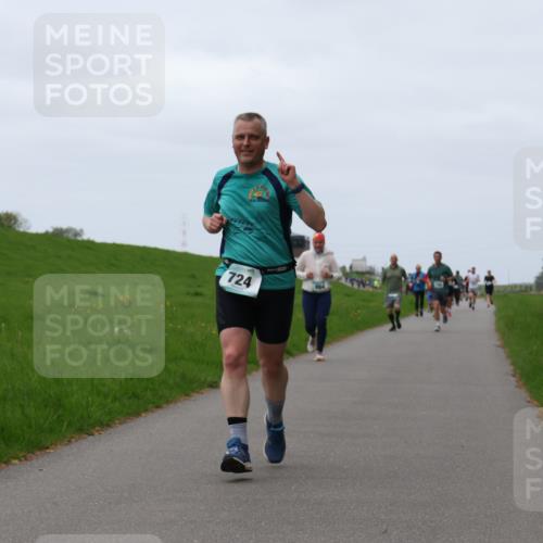 04.05.2025 - 8. Wedeler Halbmarathon Yannick Fuchs http://msf.ph/oto/7840510 04.05.2025 11:27:09 Laufen 724 meine-sportfotos.de