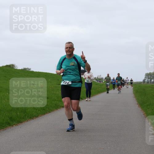 04.05.2025 - 8. Wedeler Halbmarathon Yannick Fuchs http://msf.ph/oto/7840516 04.05.2025 11:27:10 Laufen 724 meine-sportfotos.de