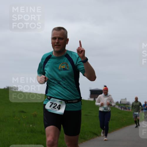 04.05.2025 - 8. Wedeler Halbmarathon Yannick Fuchs http://msf.ph/oto/7840534 04.05.2025 11:27:10 Laufen 2014, 724, 864 meine-sportfotos.de