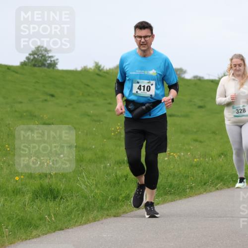 04.05.2025 - 8. Wedeler Halbmarathon Lena Gebhardt http://msf.ph/oto/7840535 04.05.2025 11:49:07 Laufen 410, 328, 596 meine-sportfotos.de