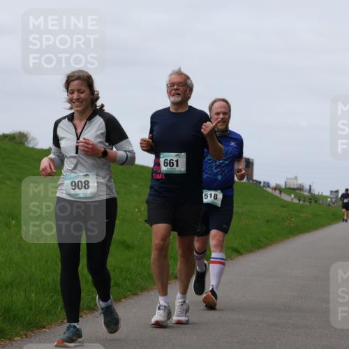 04.05.2025 - 8. Wedeler Halbmarathon Yannick Fuchs http://msf.ph/oto/7840542 04.05.2025 11:47:51 Laufen 908, 661, 518 meine-sportfotos.de