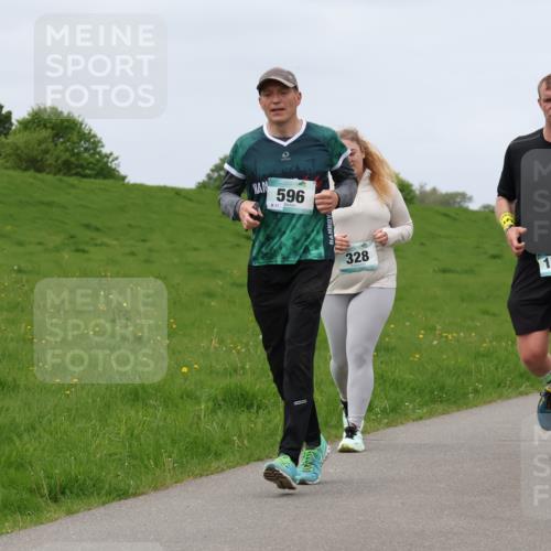 04.05.2025 - 8. Wedeler Halbmarathon Lena Gebhardt http://msf.ph/oto/7840550 04.05.2025 11:49:10 Laufen 596, 17, 328, 1148 meine-sportfotos.de