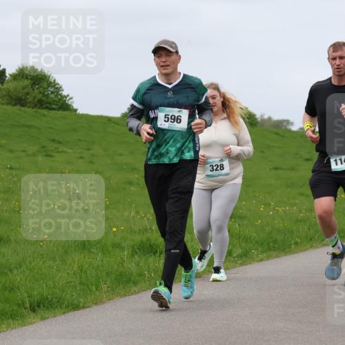 04.05.2025 - 8. Wedeler Halbmarathon Lena Gebhardt http://msf.ph/oto/7840553 04.05.2025 11:49:10 Laufen 596, 328, 1148, 50 meine-sportfotos.de