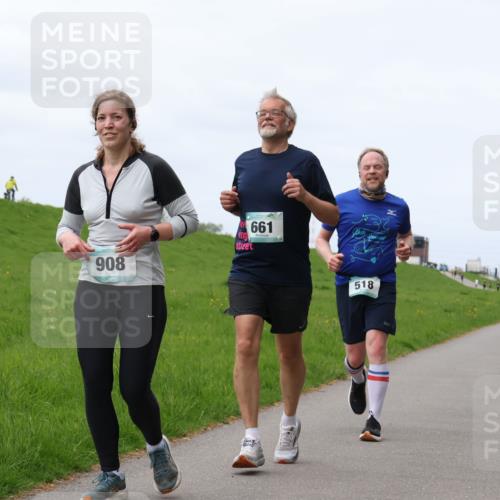 04.05.2025 - 8. Wedeler Halbmarathon Yannick Fuchs http://msf.ph/oto/7840556 04.05.2025 11:47:52 Laufen 908, 661, 518 meine-sportfotos.de