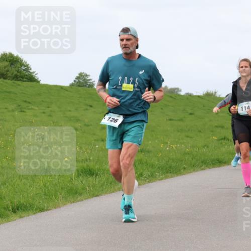 04.05.2025 - 8. Wedeler Halbmarathon Lena Gebhardt http://msf.ph/oto/7840578 04.05.2025 11:49:15 Laufen 126, 2025, 114 meine-sportfotos.de
