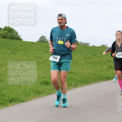 04.05.2025 - 8. Wedeler Halbmarathon Lena Gebhardt http://msf.ph/oto/7840580 04.05.2025 11:49:15 Laufen 2025, 126, 114 meine-sportfotos.de