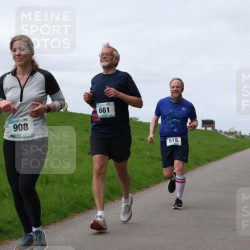 04.05.2025 - 8. Wedeler Halbmarathon Yannick Fuchs http://msf.ph/oto/7840599 04.05.2025 11:47:53 Laufen 908, 661, 518 meine-sportfotos.de