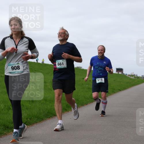 04.05.2025 - 8. Wedeler Halbmarathon Yannick Fuchs http://msf.ph/oto/7840603 04.05.2025 11:47:53 Laufen 908, 661, 518 meine-sportfotos.de