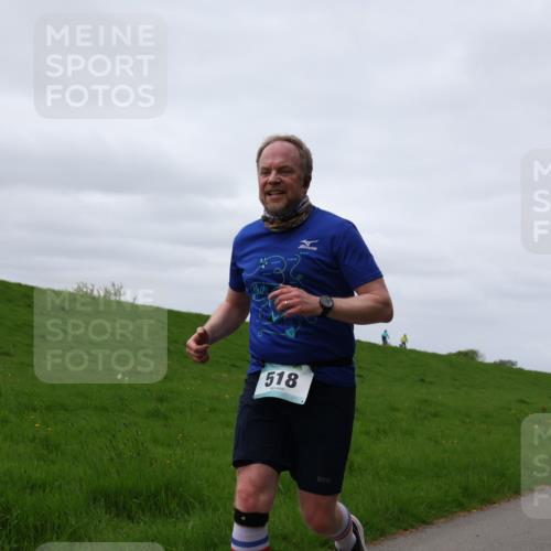 04.05.2025 - 8. Wedeler Halbmarathon Yannick Fuchs http://msf.ph/oto/7840654 04.05.2025 11:47:55 Laufen 518 meine-sportfotos.de