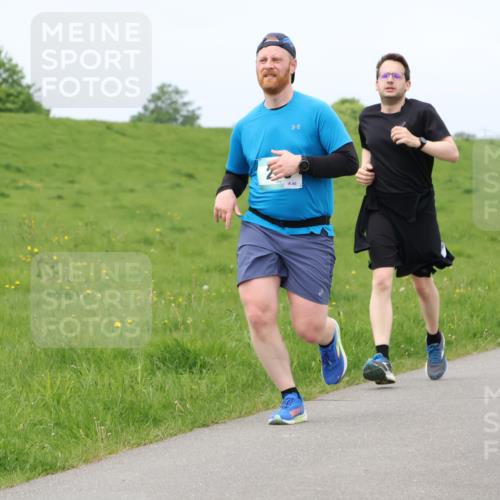04.05.2025 - 8. Wedeler Halbmarathon Lena Gebhardt http://msf.ph/oto/7840661 04.05.2025 11:49:36 Laufen 45 meine-sportfotos.de