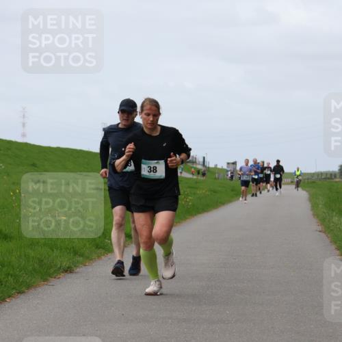 04.05.2025 - 8. Wedeler Halbmarathon Yannick Fuchs http://msf.ph/oto/7840700 04.05.2025 11:48:13 Laufen 38 meine-sportfotos.de