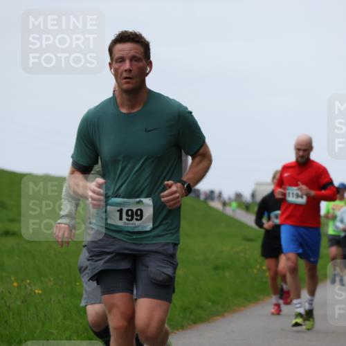 04.05.2025 - 8. Wedeler Halbmarathon Yannick Fuchs http://msf.ph/oto/7840725 04.05.2025 11:27:19 Laufen 21, 199 meine-sportfotos.de