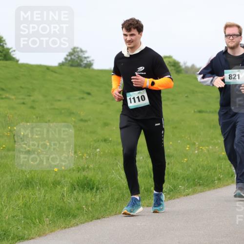 04.05.2025 - 8. Wedeler Halbmarathon Lena Gebhardt http://msf.ph/oto/7840736 04.05.2025 11:50:03 Laufen 1110, 821 meine-sportfotos.de
