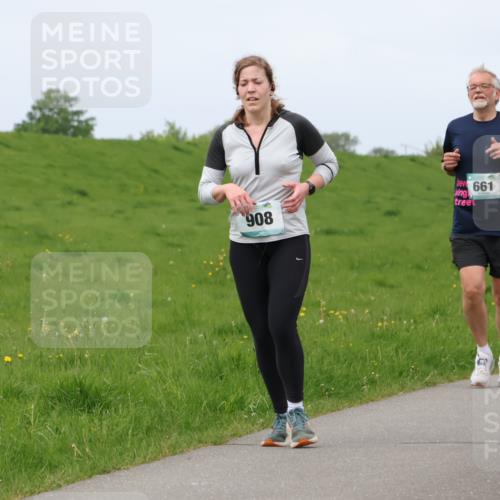 04.05.2025 - 8. Wedeler Halbmarathon Lena Gebhardt http://msf.ph/oto/7840757 04.05.2025 11:50:12 Laufen 908, 661 meine-sportfotos.de