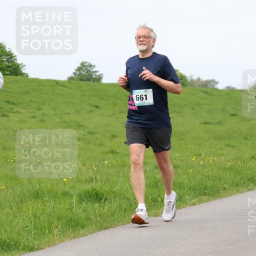 04.05.2025 - 8. Wedeler Halbmarathon Lena Gebhardt http://msf.ph/oto/7840774 04.05.2025 11:50:15 Laufen 908, 661, 38 meine-sportfotos.de