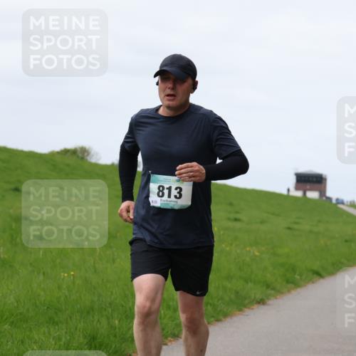 04.05.2025 - 8. Wedeler Halbmarathon Yannick Fuchs http://msf.ph/oto/7840779 04.05.2025 11:48:16 Laufen 23, 813 meine-sportfotos.de