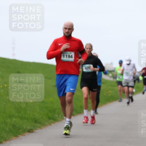 04.05.2025 - 8. Wedeler Halbmarathon Yannick Fuchs http://msf.ph/oto/7840794 04.05.2025 11:27:23 Laufen 1194 meine-sportfotos.de
