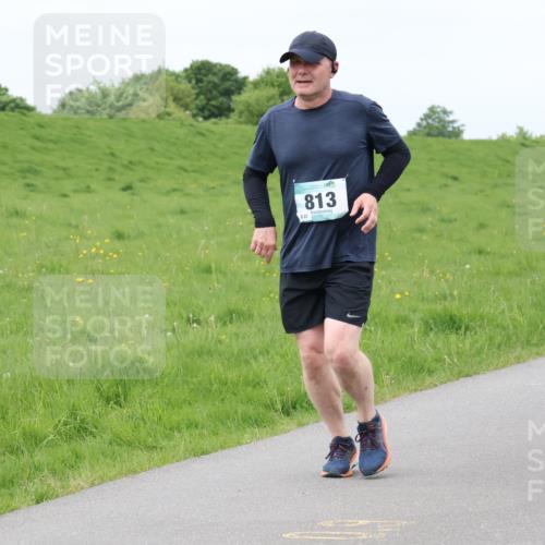04.05.2025 - 8. Wedeler Halbmarathon Lena Gebhardt http://msf.ph/oto/7840814 04.05.2025 11:50:30 Laufen 813, 823 meine-sportfotos.de
