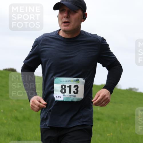 04.05.2025 - 8. Wedeler Halbmarathon Yannick Fuchs http://msf.ph/oto/7840815 04.05.2025 11:48:17 Laufen 23, 813 meine-sportfotos.de