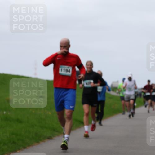 04.05.2025 - 8. Wedeler Halbmarathon Yannick Fuchs http://msf.ph/oto/7840830 04.05.2025 11:27:24 Laufen 1194 meine-sportfotos.de