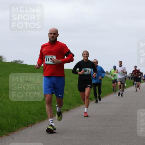 04.05.2025 - 8. Wedeler Halbmarathon Yannick Fuchs http://msf.ph/oto/7840860 04.05.2025 11:27:25 Laufen 119, 920 meine-sportfotos.de