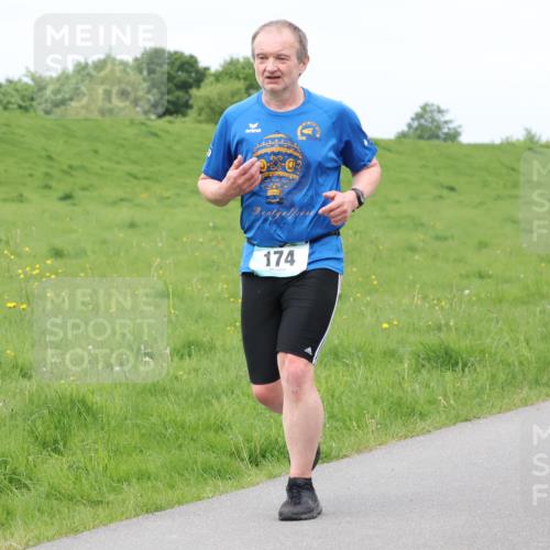 04.05.2025 - 8. Wedeler Halbmarathon Lena Gebhardt http://msf.ph/oto/7840882 04.05.2025 11:51:10 Laufen 174, 176 meine-sportfotos.de