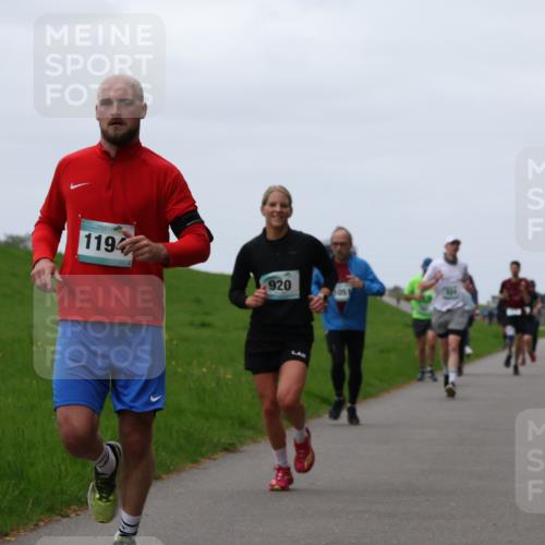 04.05.2025 - 8. Wedeler Halbmarathon Yannick Fuchs http://msf.ph/oto/7840885 04.05.2025 11:27:25 Laufen 1194, 920, 05 meine-sportfotos.de