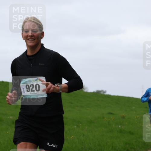 04.05.2025 - 8. Wedeler Halbmarathon Yannick Fuchs http://msf.ph/oto/7840966 04.05.2025 11:27:28 Laufen 920, 20, 105 meine-sportfotos.de