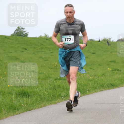 04.05.2025 - 8. Wedeler Halbmarathon Lena Gebhardt http://msf.ph/oto/7840980 04.05.2025 11:52:04 Laufen 172, 32 meine-sportfotos.de
