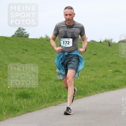 04.05.2025 - 8. Wedeler Halbmarathon Lena Gebhardt http://msf.ph/oto/7840984 04.05.2025 11:52:04 Laufen 172, 396 meine-sportfotos.de