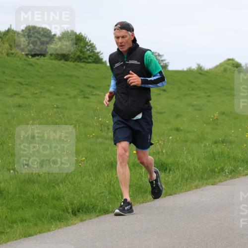 04.05.2025 - 8. Wedeler Halbmarathon Lena Gebhardt http://msf.ph/oto/7841006 04.05.2025 11:52:17 Laufen 146 meine-sportfotos.de