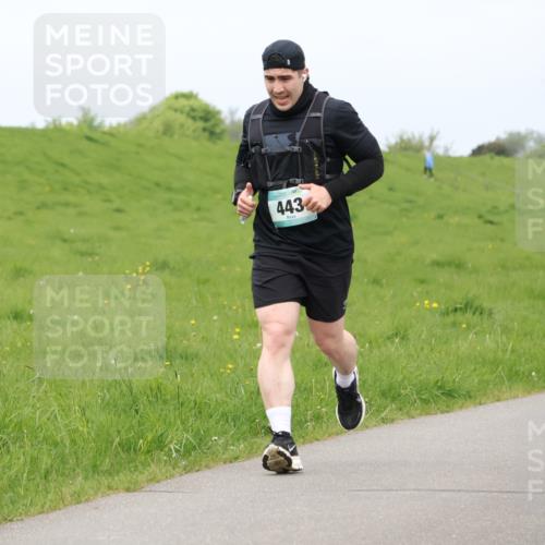 04.05.2025 - 8. Wedeler Halbmarathon Lena Gebhardt http://msf.ph/oto/7841104 04.05.2025 11:53:32 Laufen 443 meine-sportfotos.de