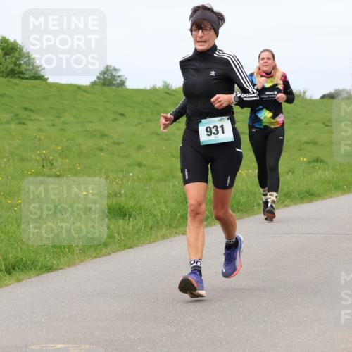 04.05.2025 - 8. Wedeler Halbmarathon Lena Gebhardt http://msf.ph/oto/7841156 04.05.2025 11:53:50 Laufen 931 meine-sportfotos.de