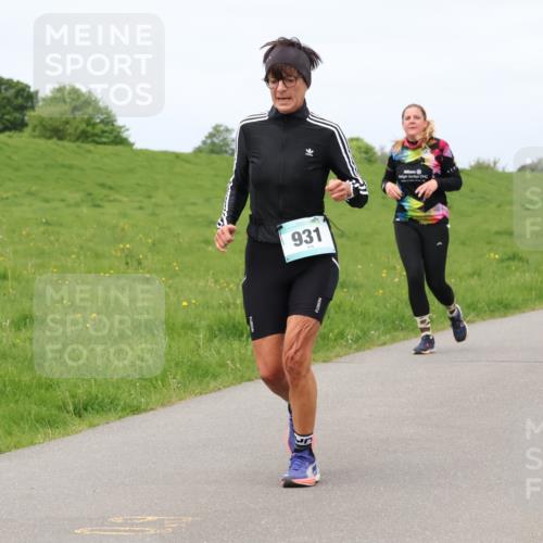 04.05.2025 - 8. Wedeler Halbmarathon Lena Gebhardt http://msf.ph/oto/7841159 04.05.2025 11:53:51 Laufen 931 meine-sportfotos.de