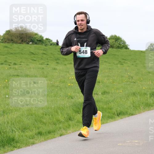 04.05.2025 - 8. Wedeler Halbmarathon Lena Gebhardt http://msf.ph/oto/7841193 04.05.2025 11:54:05 Laufen 548 meine-sportfotos.de