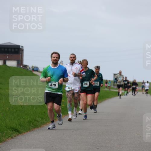 04.05.2025 - 8. Wedeler Halbmarathon Yannick Fuchs http://msf.ph/oto/7841208 04.05.2025 11:48:50 Laufen 25, 428, 879, 326, 1312 meine-sportfotos.de