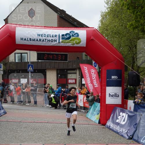 04.05.2025 - 8. Wedeler Halbmarathon Felixshl http://msf.ph/oto/7841245 04.05.2025 12:47:28 Ziel 623 meine-sportfotos.de