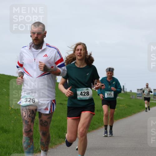 04.05.2025 - 8. Wedeler Halbmarathon Yannick Fuchs http://msf.ph/oto/7841246 04.05.2025 11:48:59 Laufen 326, 428, 725 meine-sportfotos.de