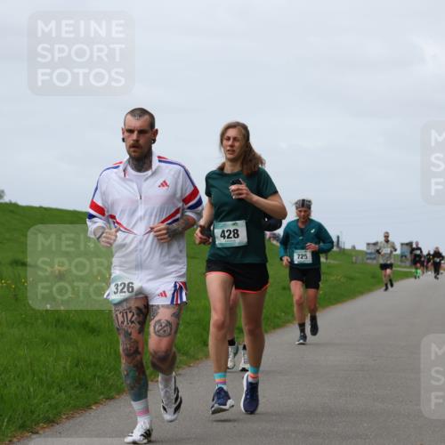 04.05.2025 - 8. Wedeler Halbmarathon Yannick Fuchs http://msf.ph/oto/7841252 04.05.2025 11:48:59 Laufen 326, 1312, 428, 725 meine-sportfotos.de